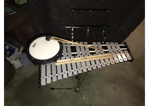 PEARL Bells/ practice snare drum